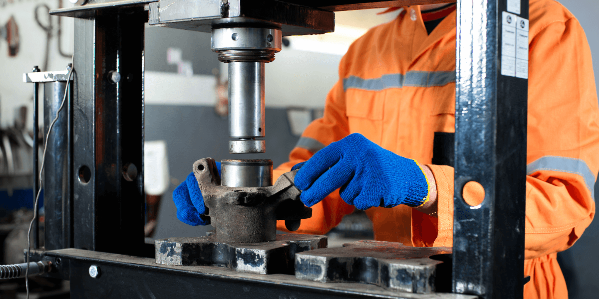 Picture for blog Sealing Solutions: Navigating the World of Hydraulic and Oil Seals